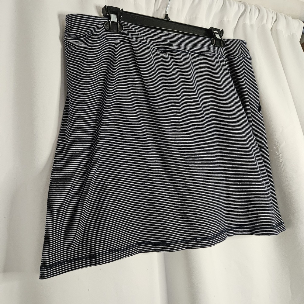 Talbots hello Saturday Navy  White Striped Pull On Skort Large Cotton - Picture 4 of 8